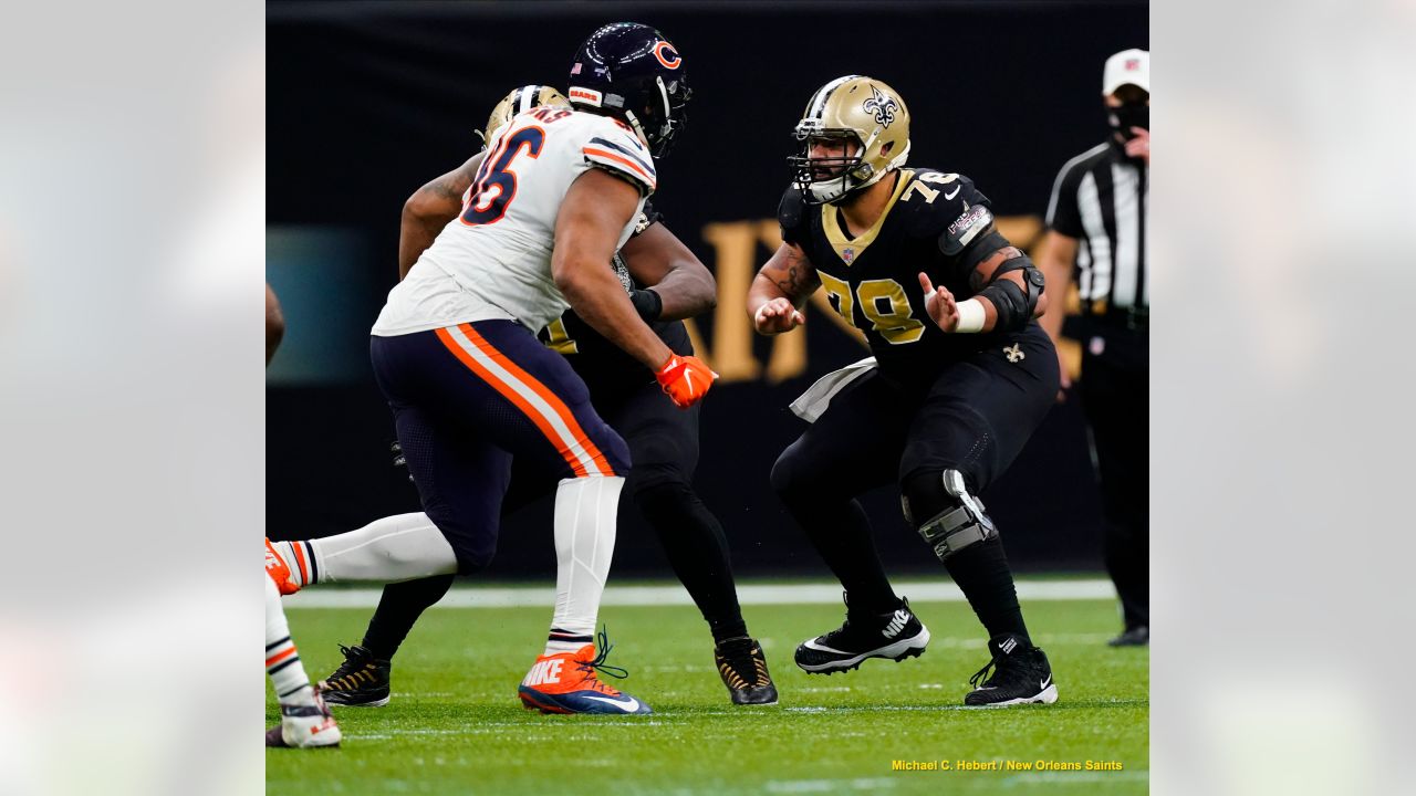 New Orleans Saints defeat Chicago Bears 21-9, will host Tampa Bay