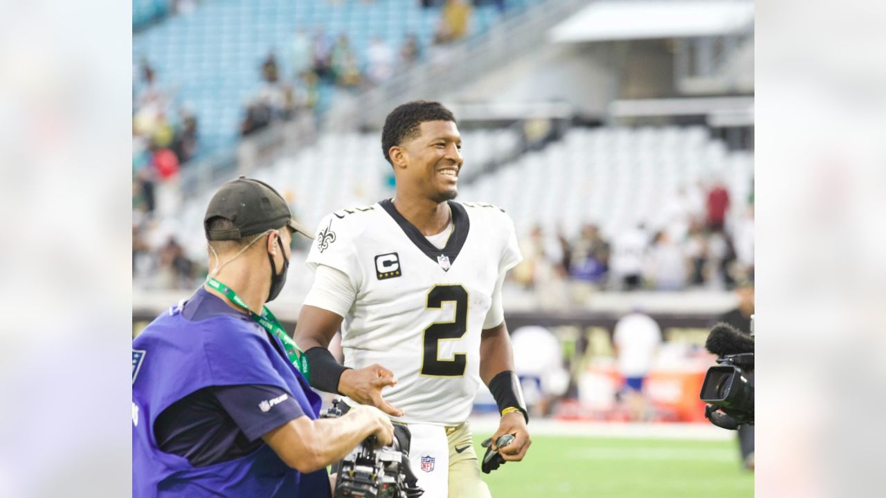 New Orleans Saints cornerback Vincent Gray (35) plays defense during an NFL  preseason football game against the Green Bay Packers Friday, Aug. 19, 2022,  in Green Bay, Wis. (AP Photo/Jeffrey Phelps Stock