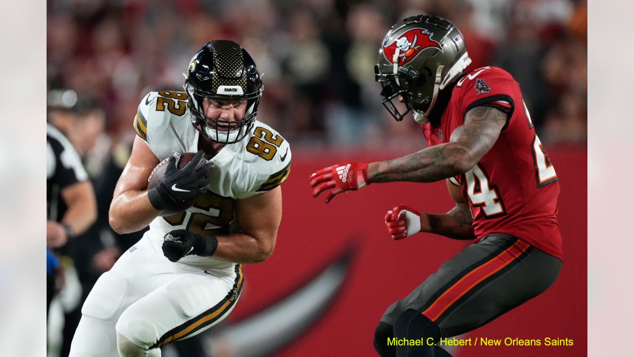 Bucs overcome slow start, ride big 4th quarter to 20-10 win vs. Saints