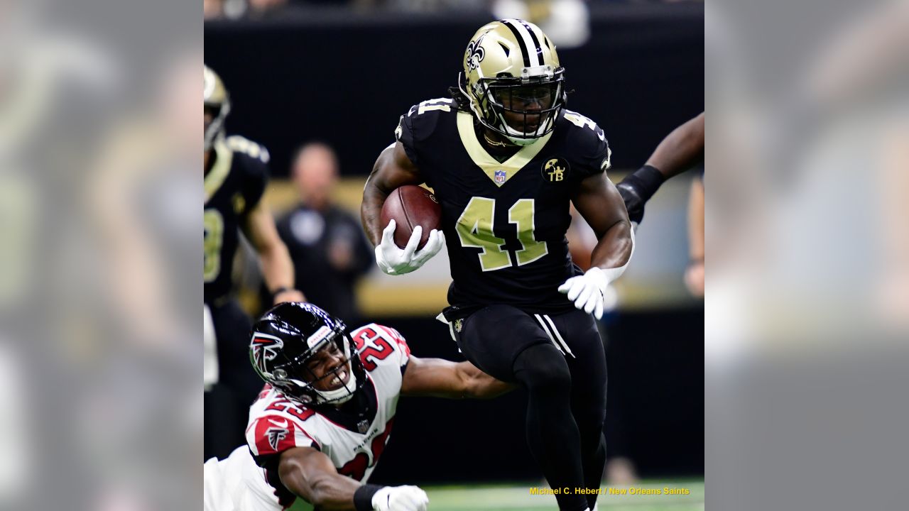 New Orleans Saints - White jerseys and gold pants for Sunday night football  ⚜️