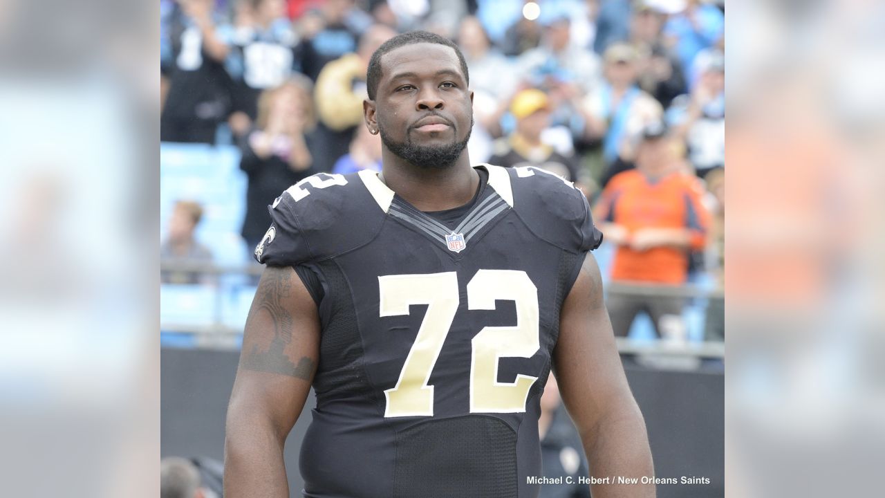 East Rutherford, New Jersey, USA. 1st Oct, 2018. New Orleans Saints  offensive tackle Terron Armstead (72) during warm ups before a game between  the New Orlean Saints and the New York Giants