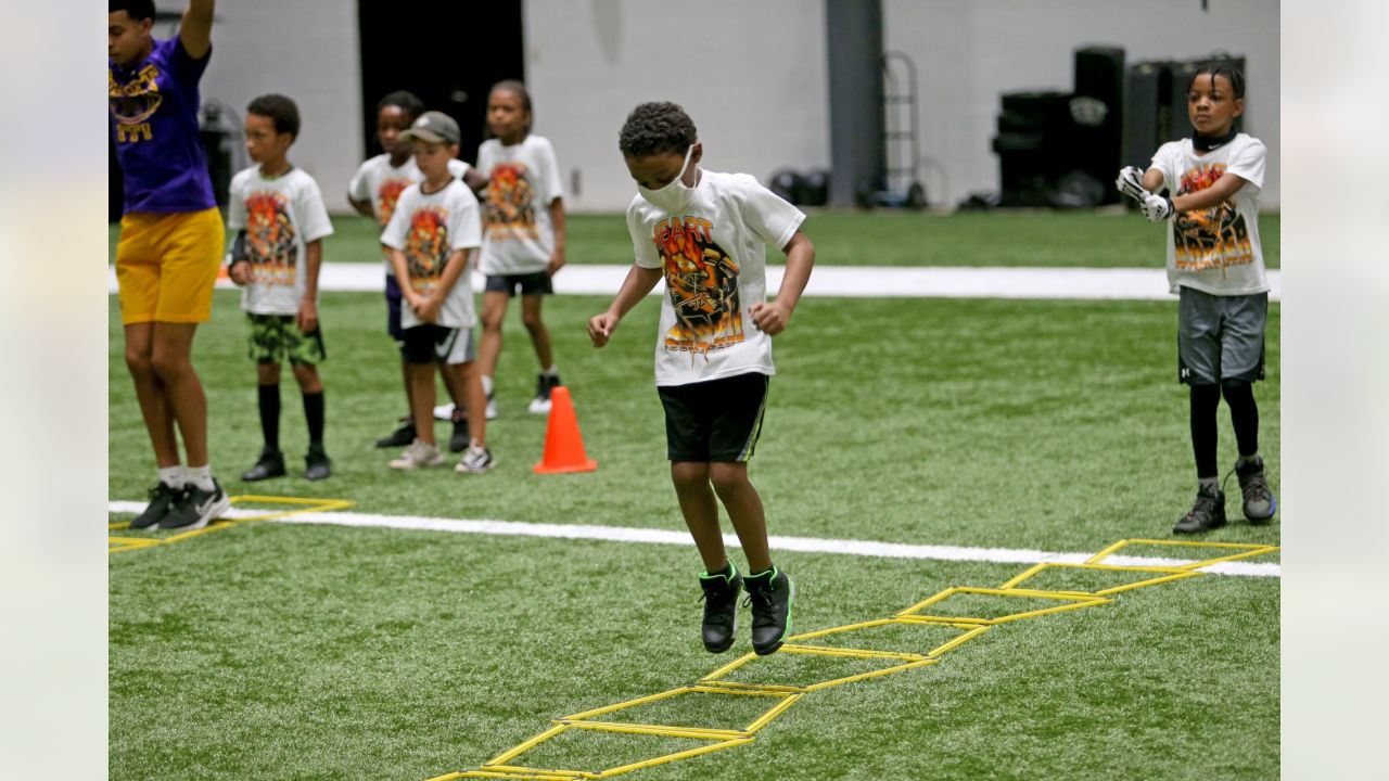 Tyrann Mathieu hosts 2022 Heart of a Badger youth football camp