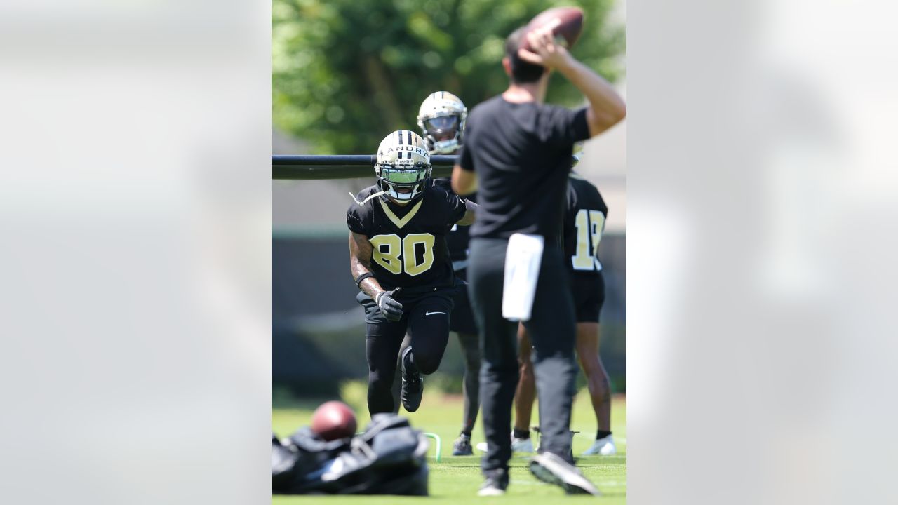 2022 Saints OTAs - New Orleans Saints wide receiver Jarvis Landry brings  the juice to OTAs too