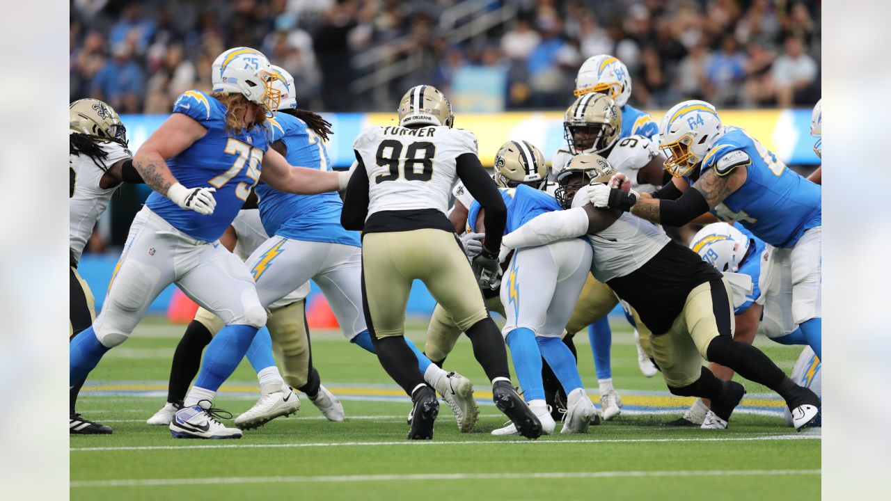 Photos: Chargers vs Rams Game Action