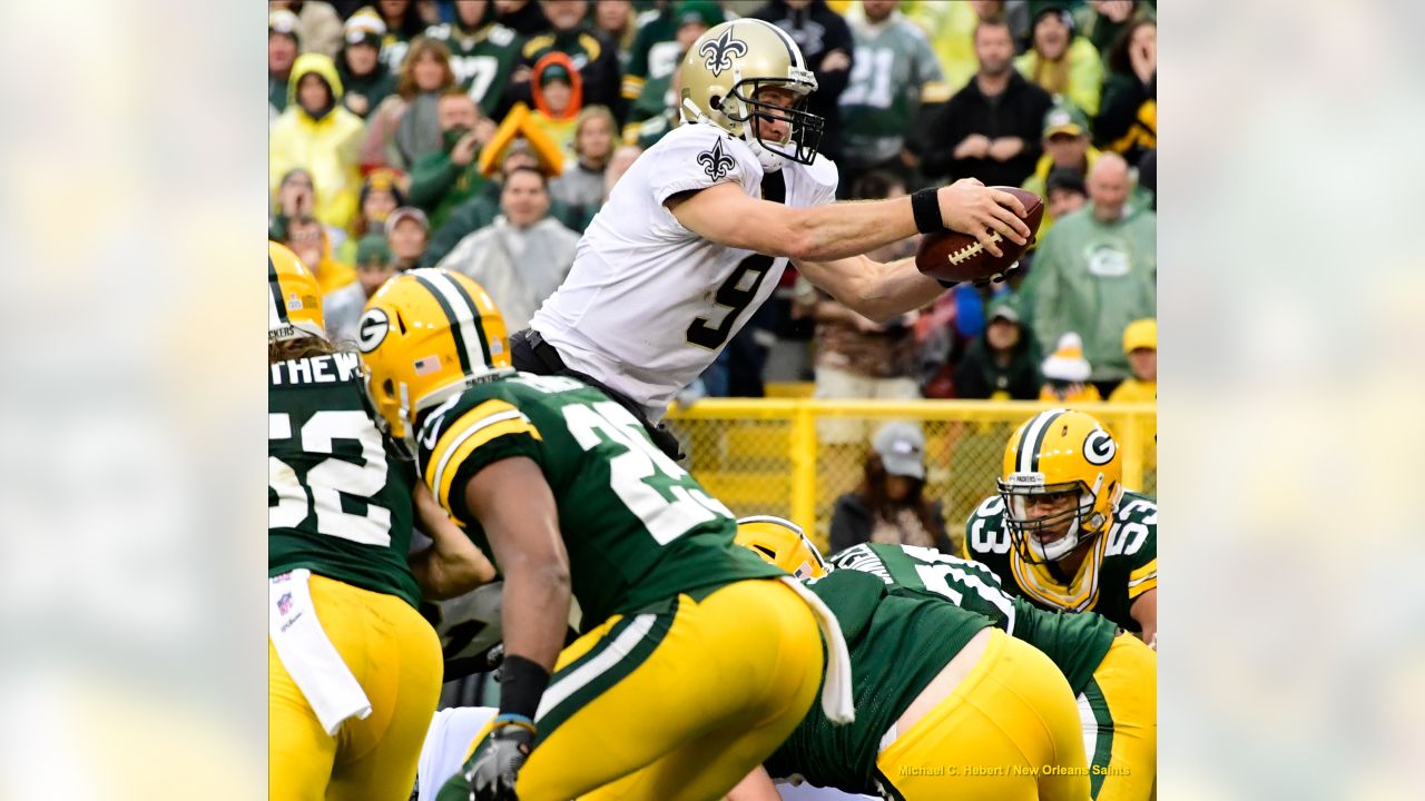 Saints honour Drew Brees at halftime of Thanksgiving game vs. Bills