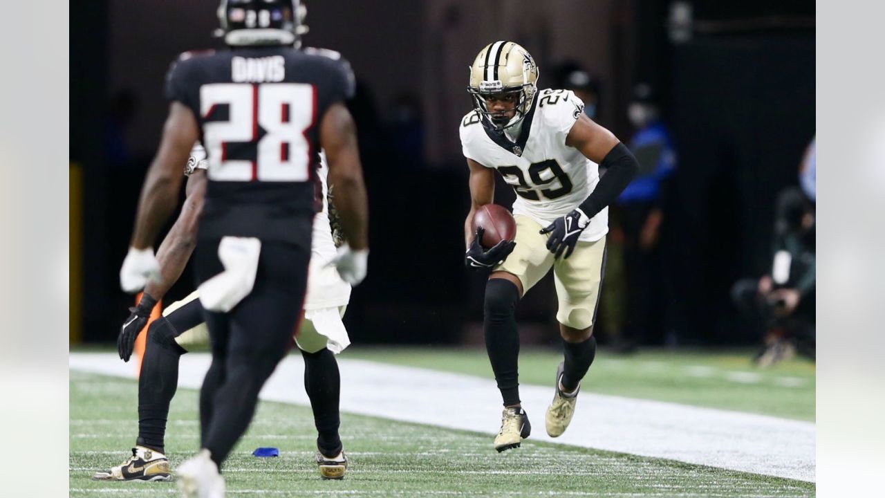 New Orleans Saints at Atlanta Falcons on January 9, 2022