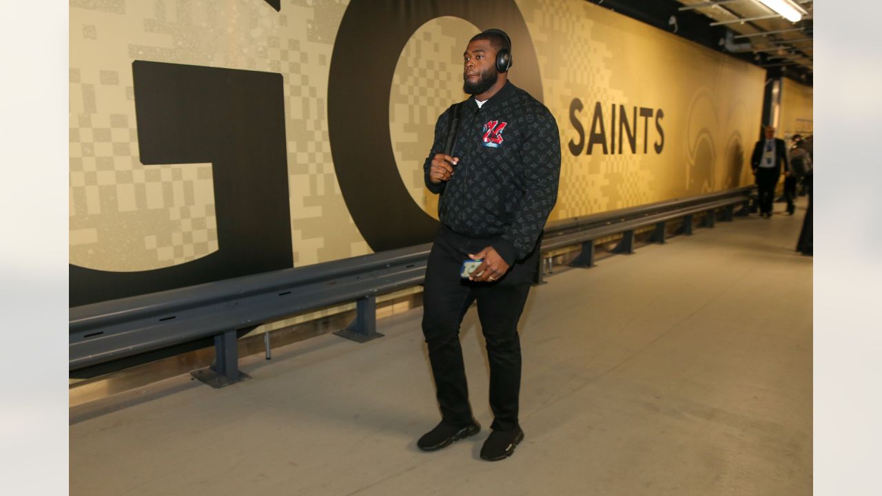 Locker Room Photos Ahead of Vikings Wild Card Matchup