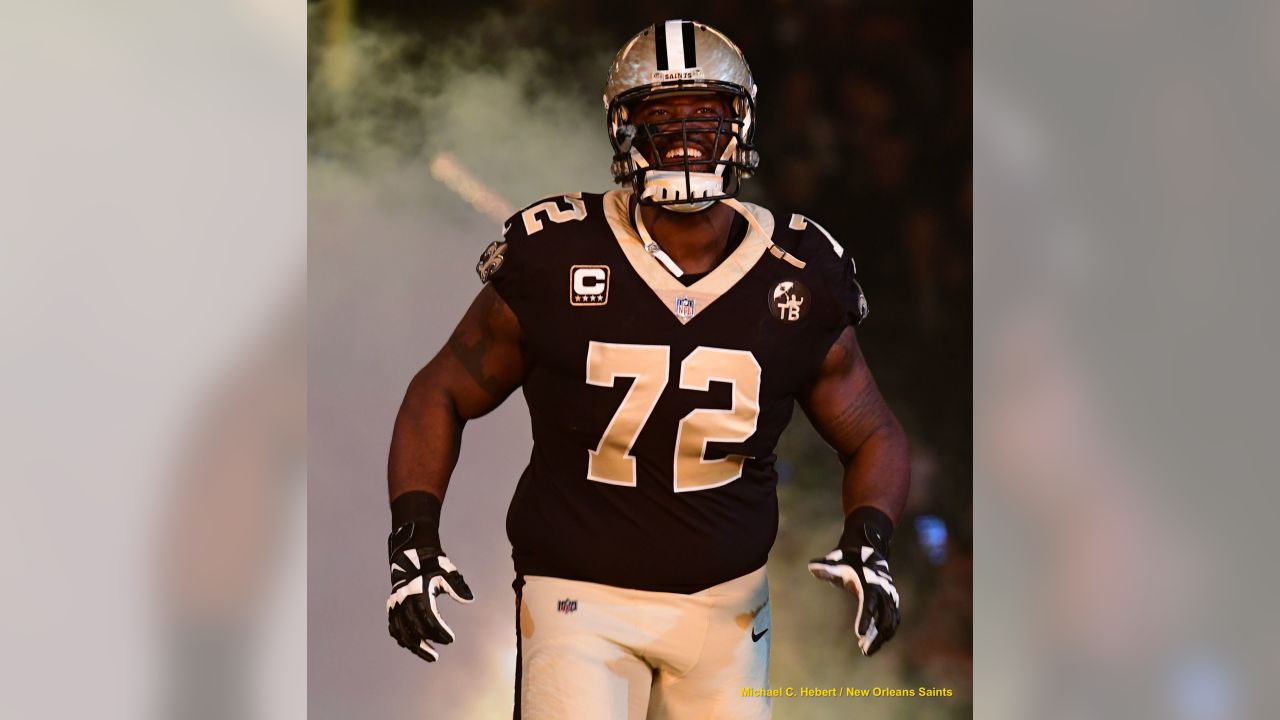 East Rutherford, New Jersey, USA. 1st Oct, 2018. New Orleans Saints  offensive tackle Terron Armstead (72) during warm ups before a game between  the New Orlean Saints and the New York Giants