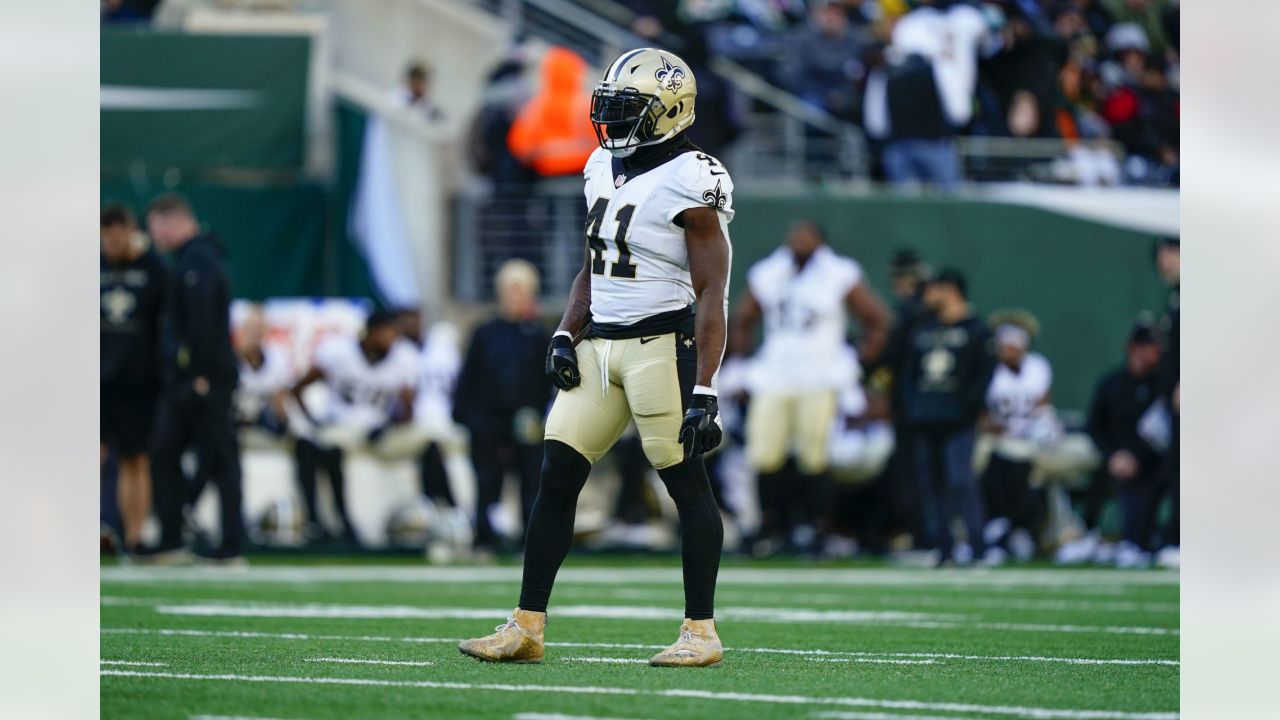 Saints open playoffs next Sunday, leaving door open for Kamara return –  Crescent City Sports