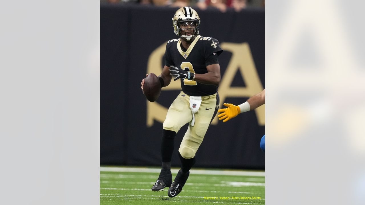 Winston directs 3 scoring drives as Saints hold on for 22-17 victory over  Chargers - ABC News