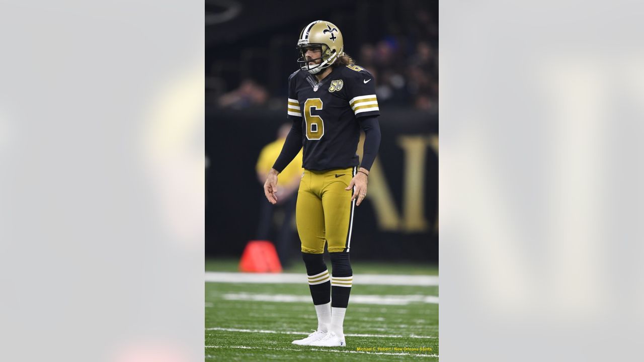 New Orleans Saints on X: The #Saints will be wearing throwback uniforms  this Sunday! 