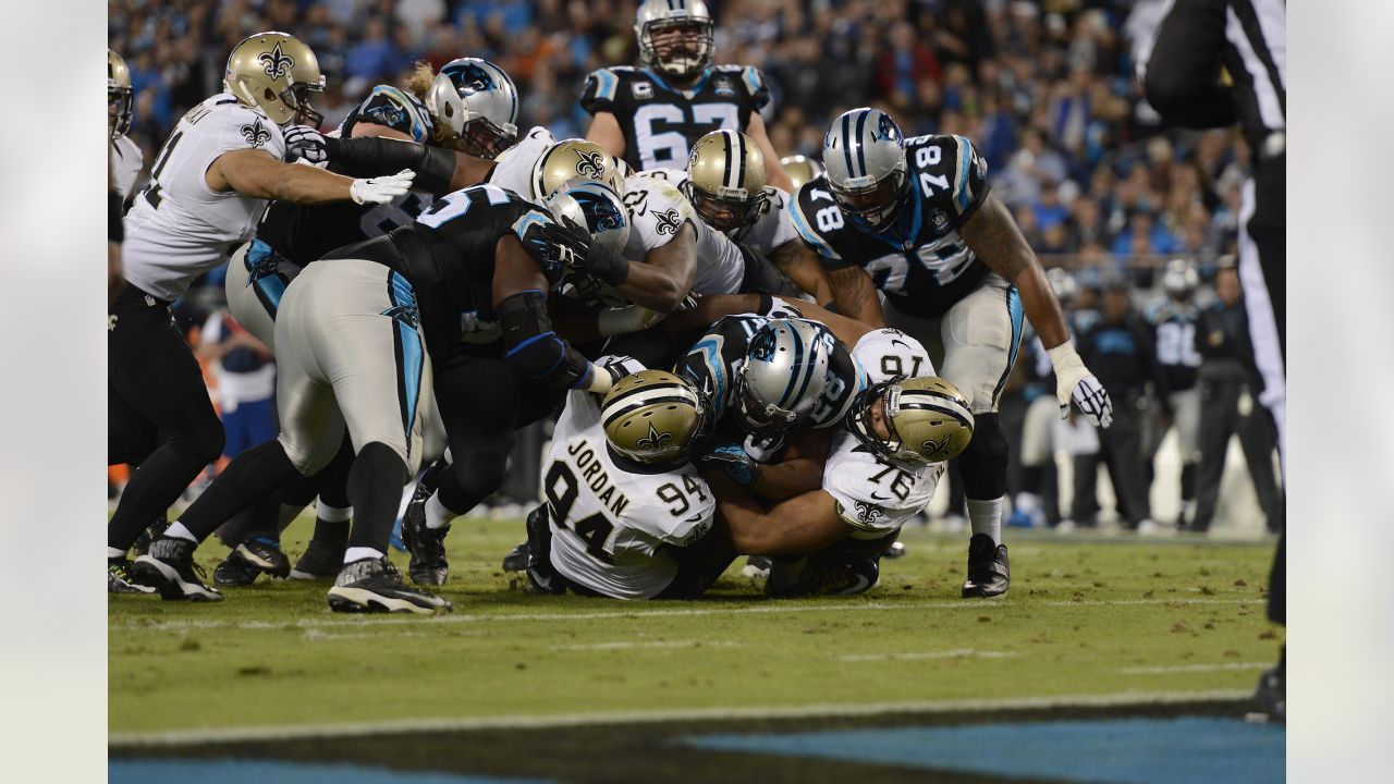 New Orleans Saints defensive end Cameron Jordan (94) signals