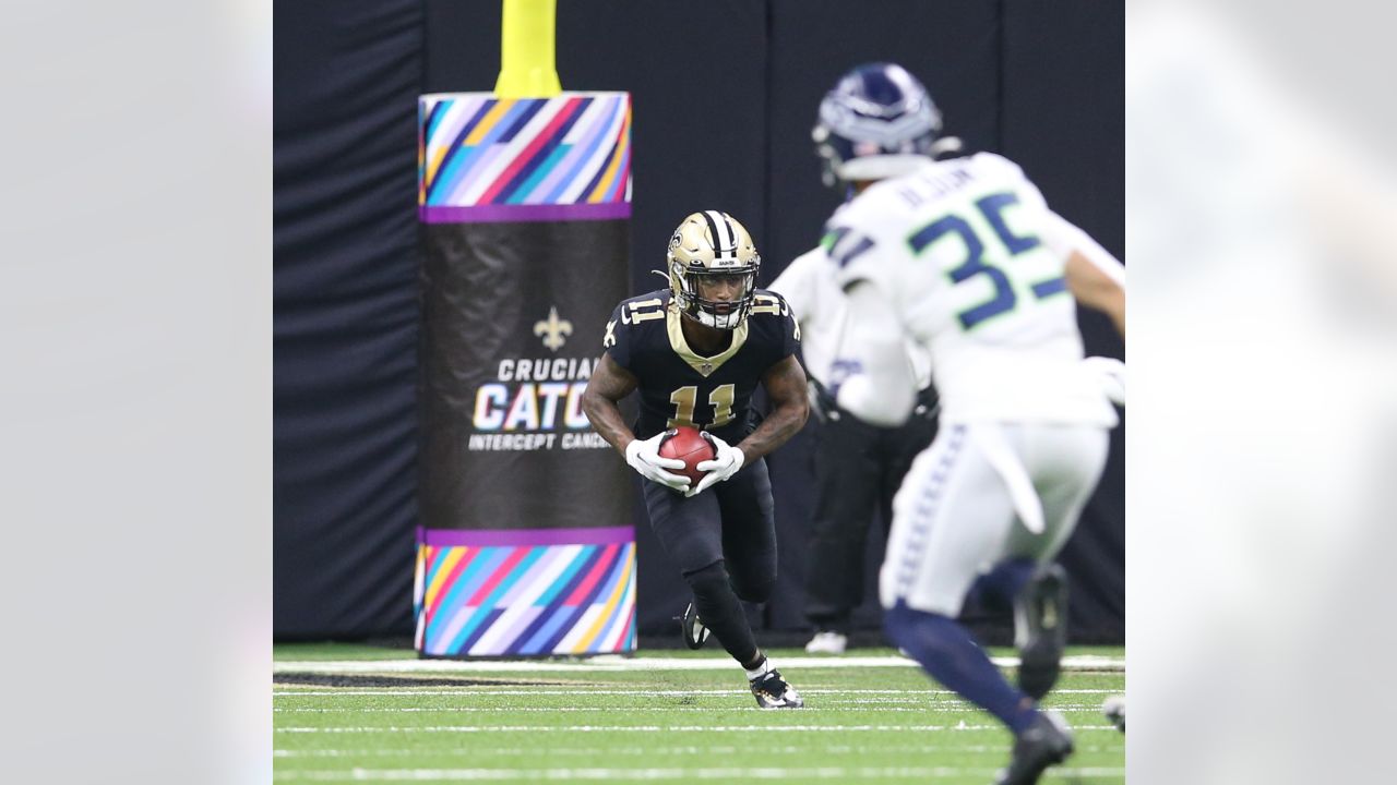 New Orleans Saints tight end Taysom Hill (7) runs during an NFL football  game against the San Francisco 49ers, Sunday, Nov.27, 2022, in Santa Clara,  Calif. (AP Photo/Scot Tucker Stock Photo - Alamy