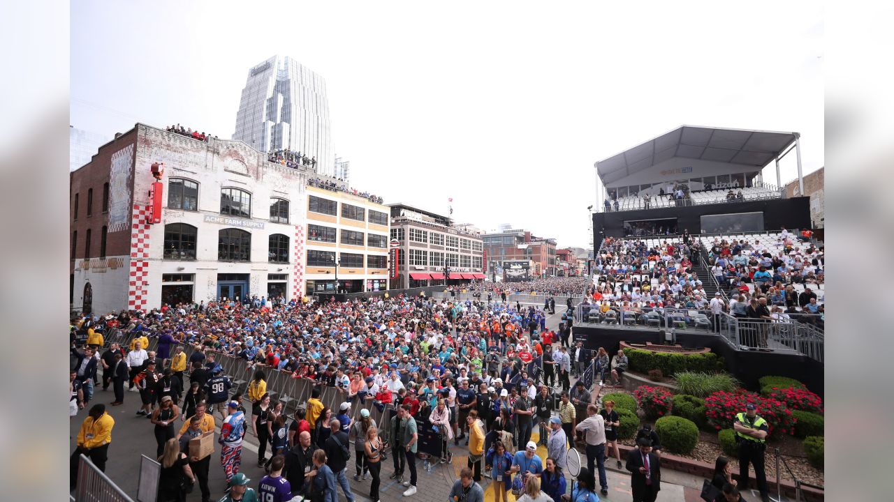 A general view of fans during the 2019 NFL Draft on Thursday, April 25, 2019 in Nashville, Tenn. (Logan Bowles/NFL)