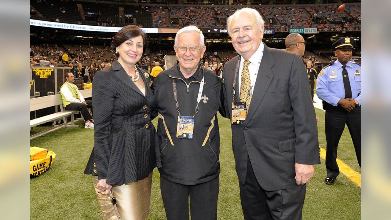 New Orleans Saints History: Tom Benson Becomes Owner - Canal