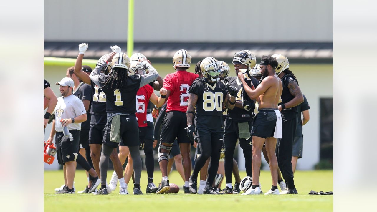 New Orleans Saints - Jarvis Landry catches ball over camper at his