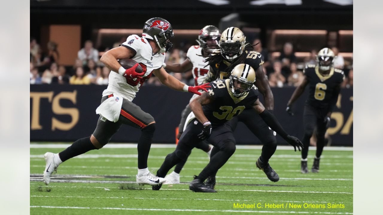 NFL DFS Week 13 Monday Night Football Showdown Playbook: New Orleans Saints  at Tampa Bay Buccaneers