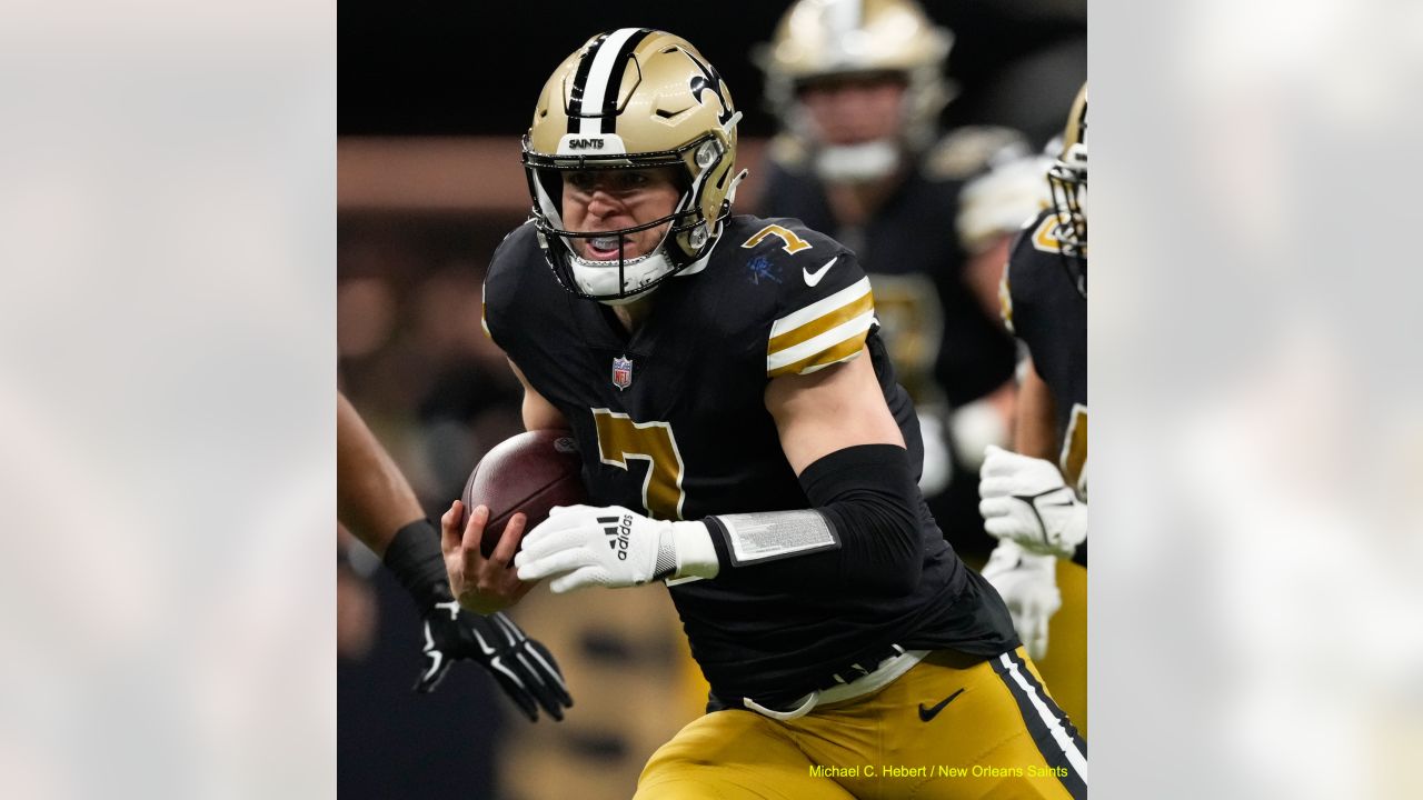 Los Angeles Rams vs. New Orleans Saints Notebook: Run Game Solid, But LA's  Offense Can't Keep Pace After Stafford Injury - Sports Illustrated LA Rams  News, Analysis and More