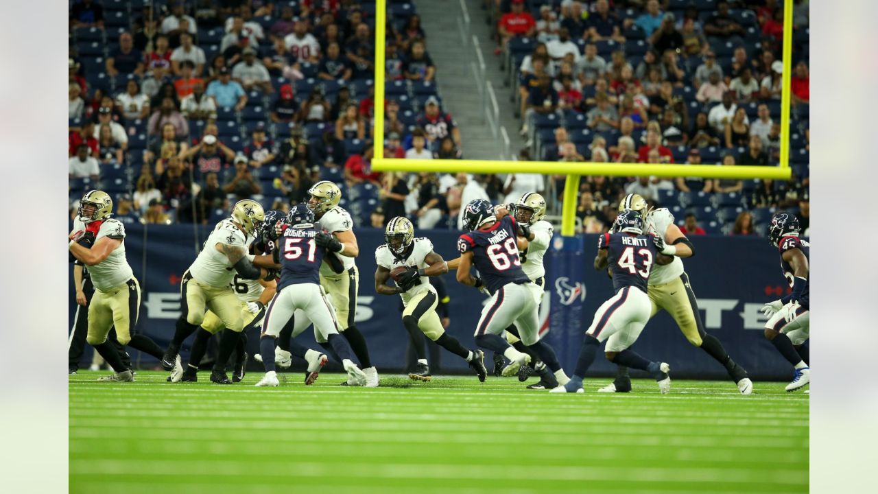 September 17, 2017 - New England Patriots tight end Dwayne Allen (83)  during the game between the New England Patriots and the New Orleans Saints  at the Mercedes-Benz Superdome in New Orleans