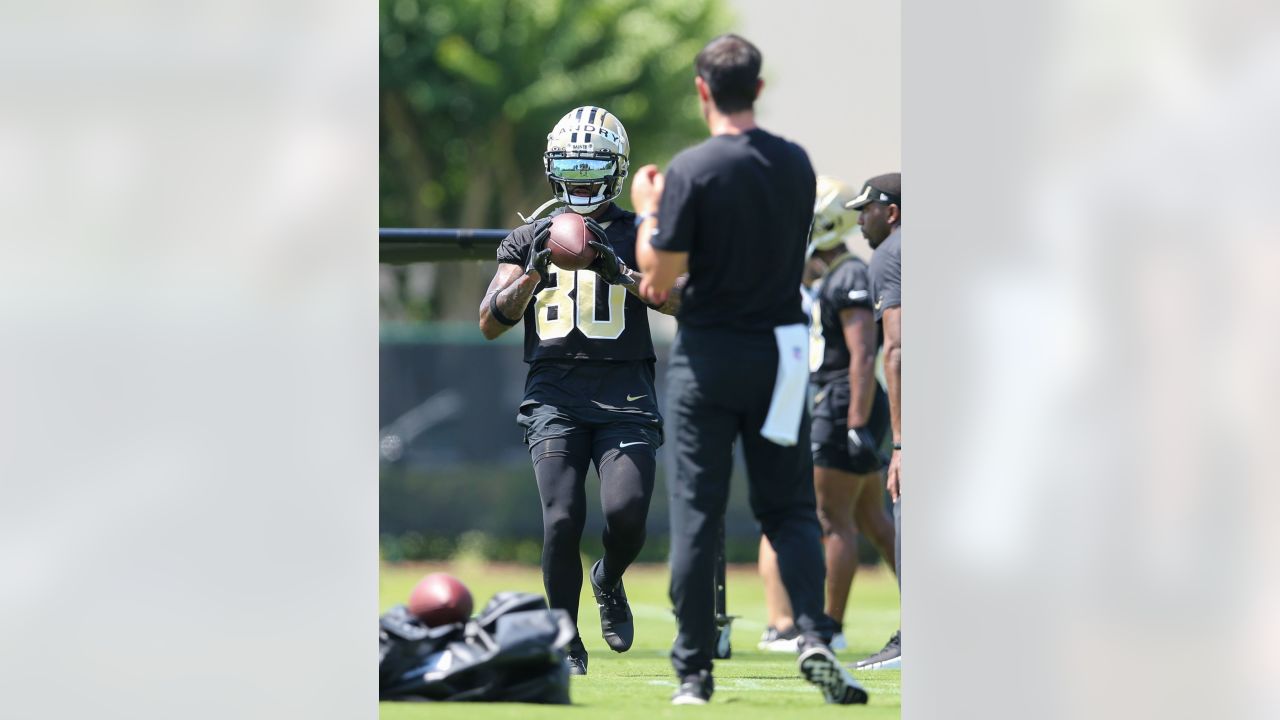 2022 Saints OTAs - New Orleans Saints wide receiver Jarvis Landry brings  the juice to OTAs too