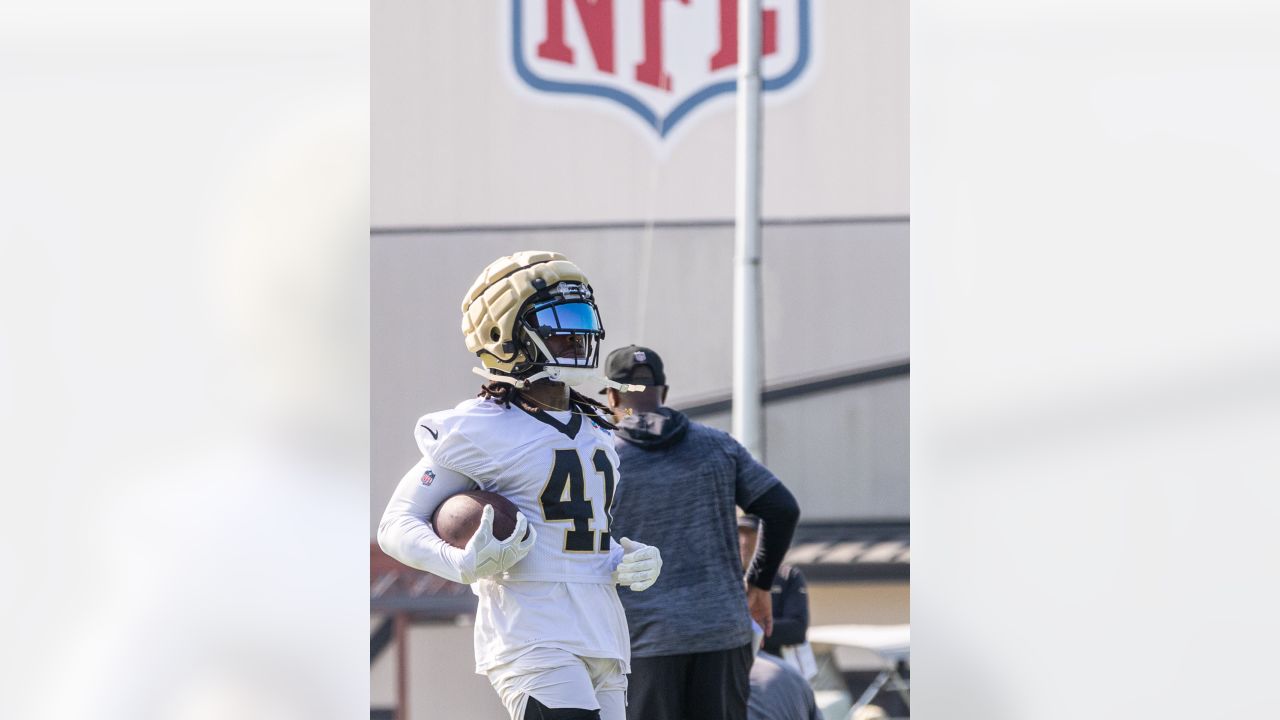 Saints WR Chris Olave holds 2nd annual football camp for kids