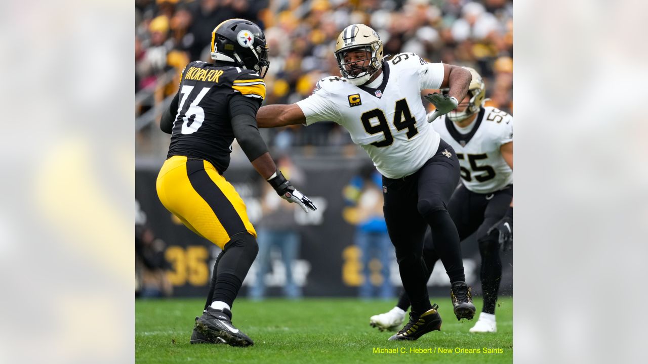 Saints cornerback Alontae Taylor blasts Connor Heyward in the flat