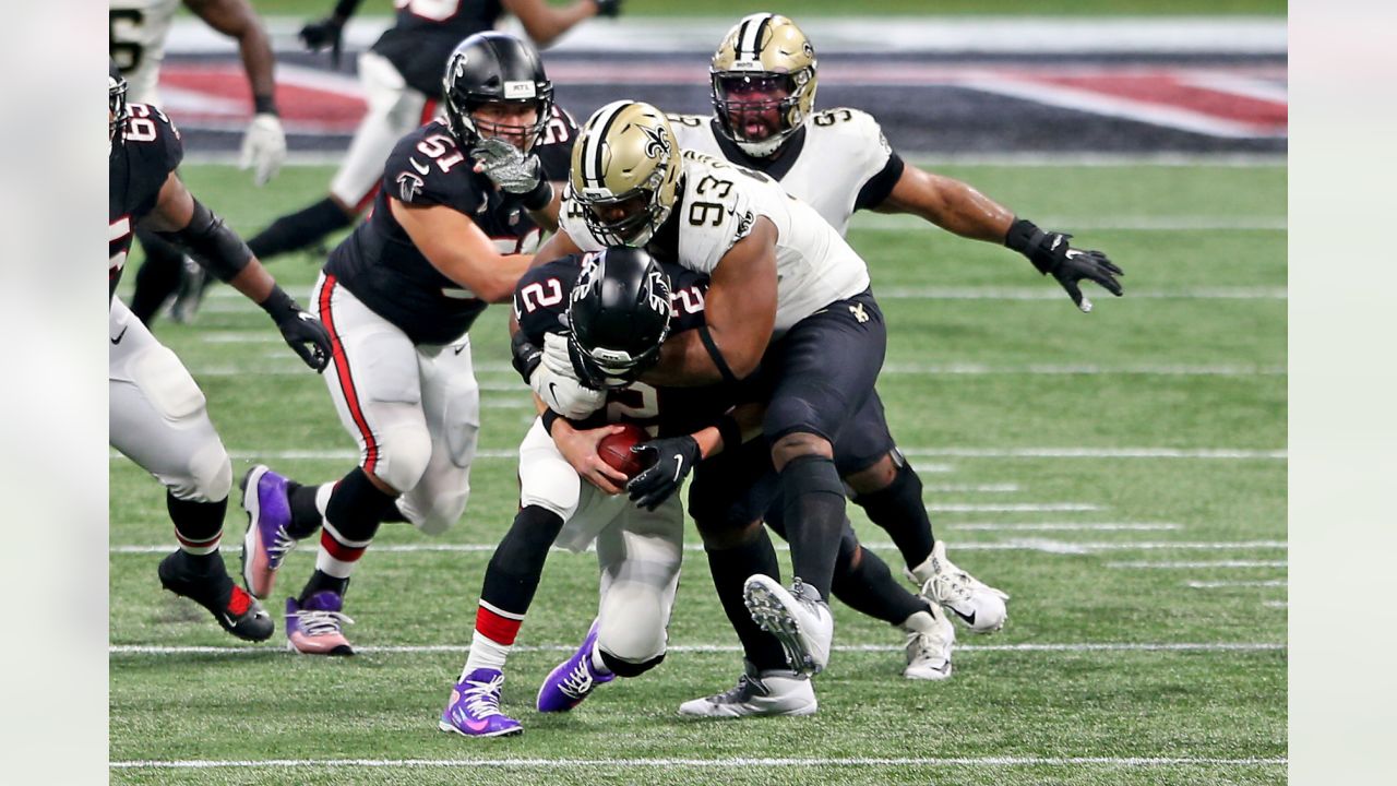 New Orleans Saints beat the Atlanta Falcons, clinch NFC South