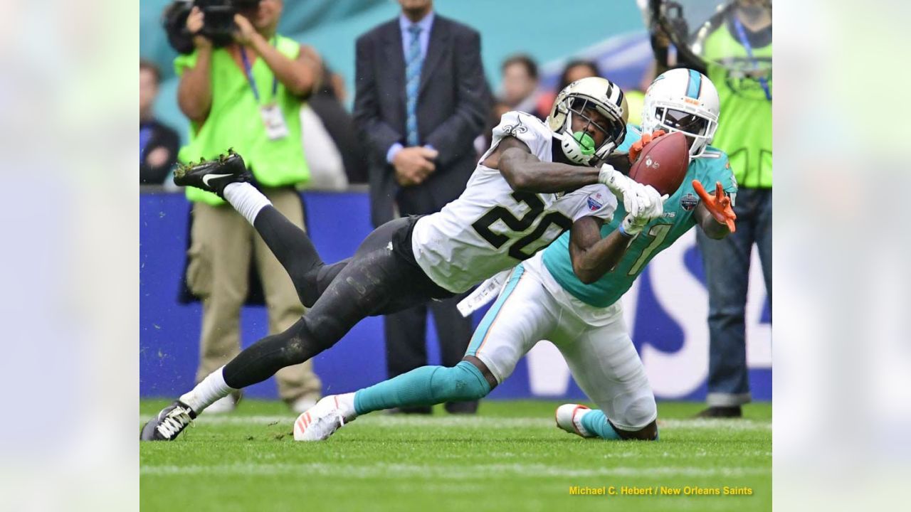 New Orleans Saints blackout game fans Miami Dolphins