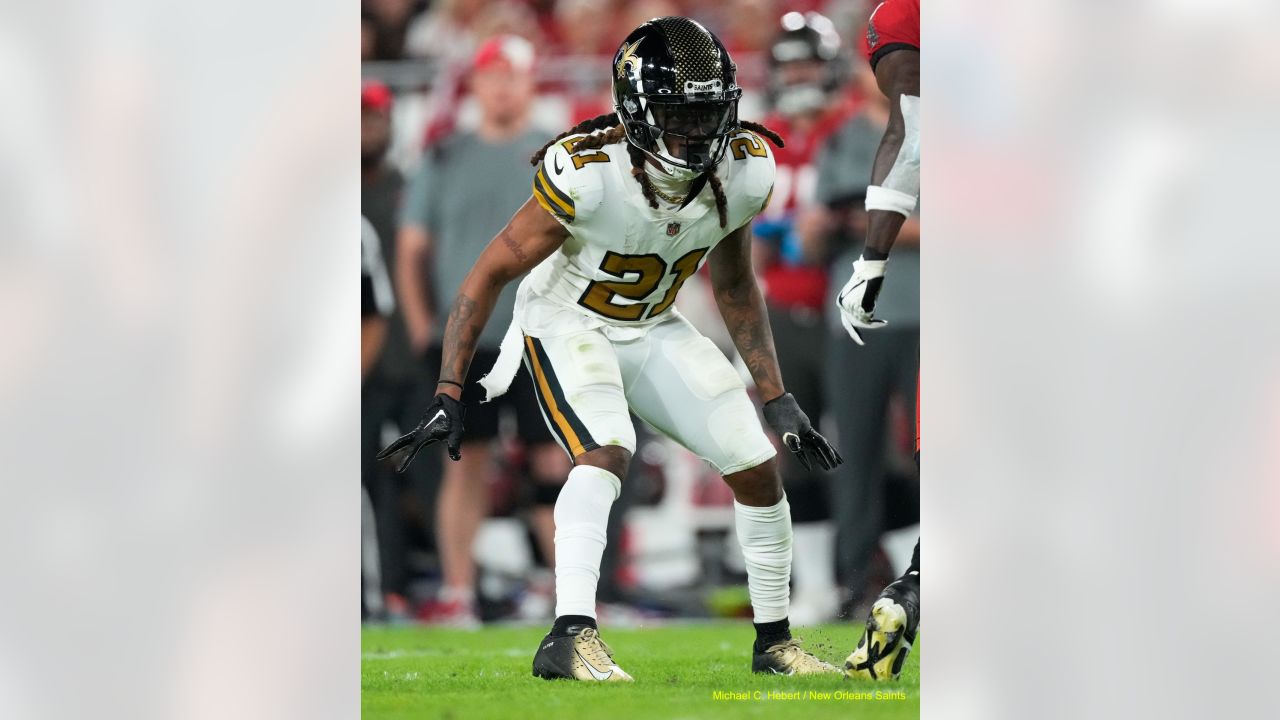 NFL 2022 Week 13: 'Monday Night Football' New Orleans Saints vs. Tampa Bay  Buccaneers picks - Hogs Haven