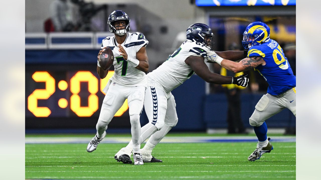 LA Rams Lose Close Game to Seattle Seahawks, 27-23 – Los Angeles Sentinel