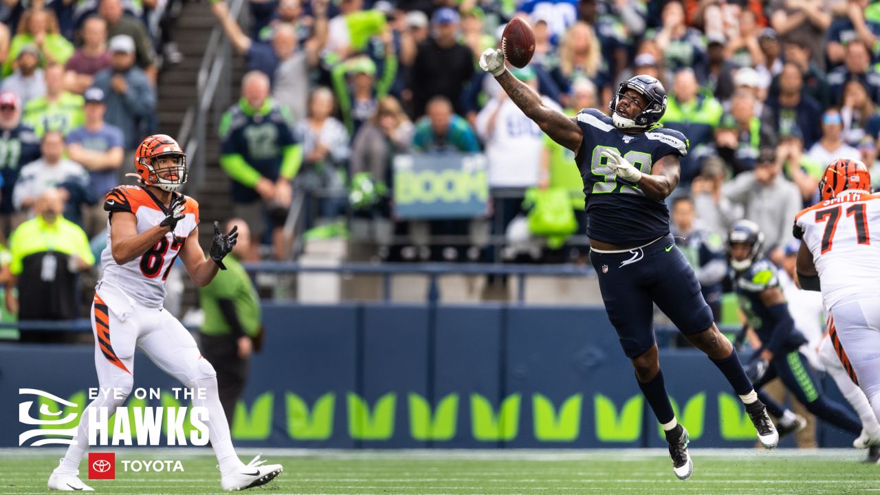 Seahawks Mailbag: Close Games, DK Metcalf Expectations, Throwbacks & More