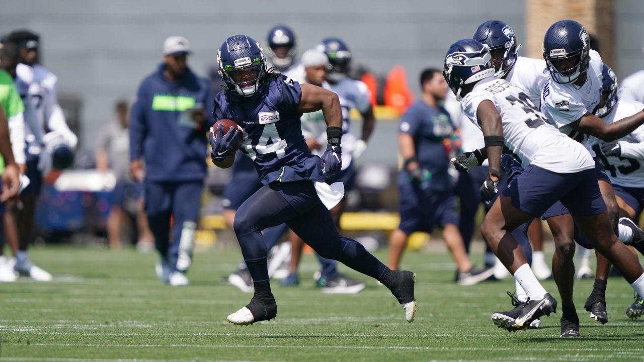 Welcome Back, 12s & Other Observations From Day 1 Of 2021 Seahawks Training  Camp