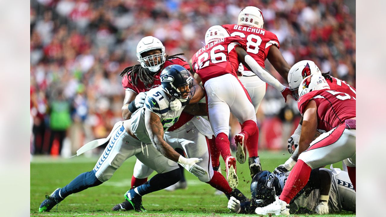 Seahawks vs. Cardinals: Seattle completes sweep of Arizona with 31-21 road  win - Field Gulls