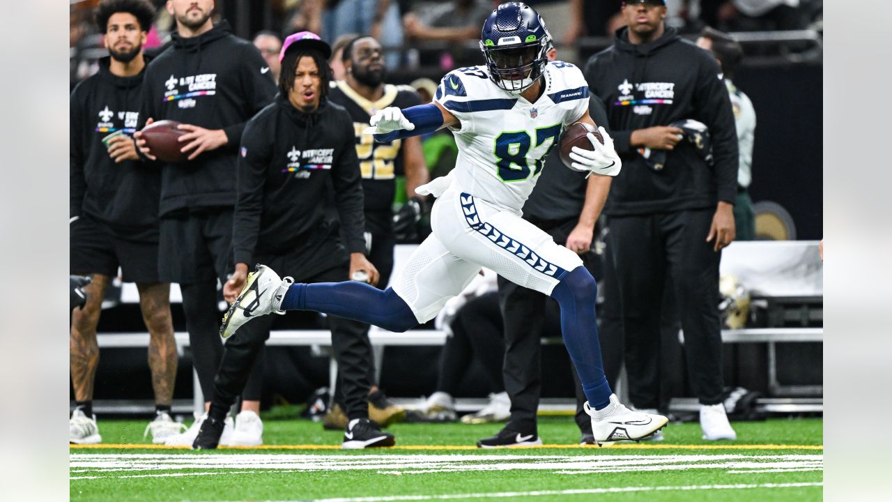 Photos: Seahawks come up short with loss to Saints 39-32