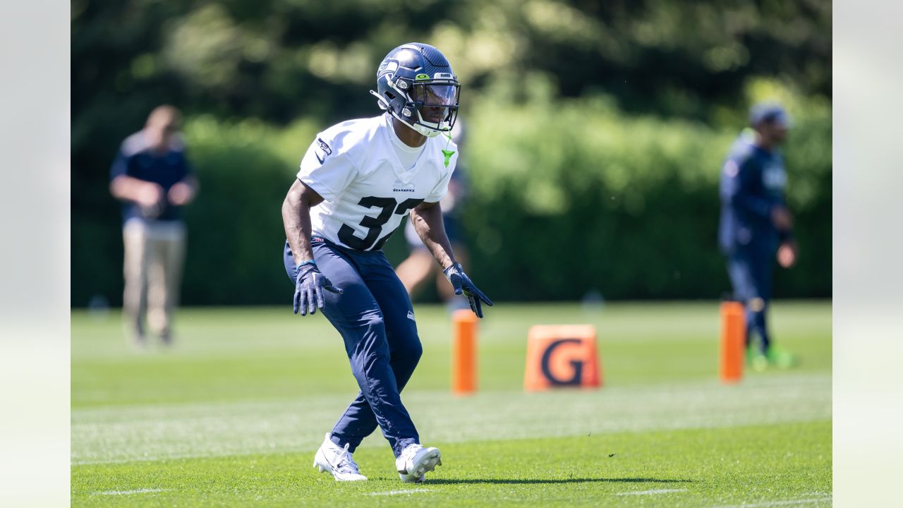 Observations from Seahawks rookie minicamp: D.K. Metcalf impresses on Day 1