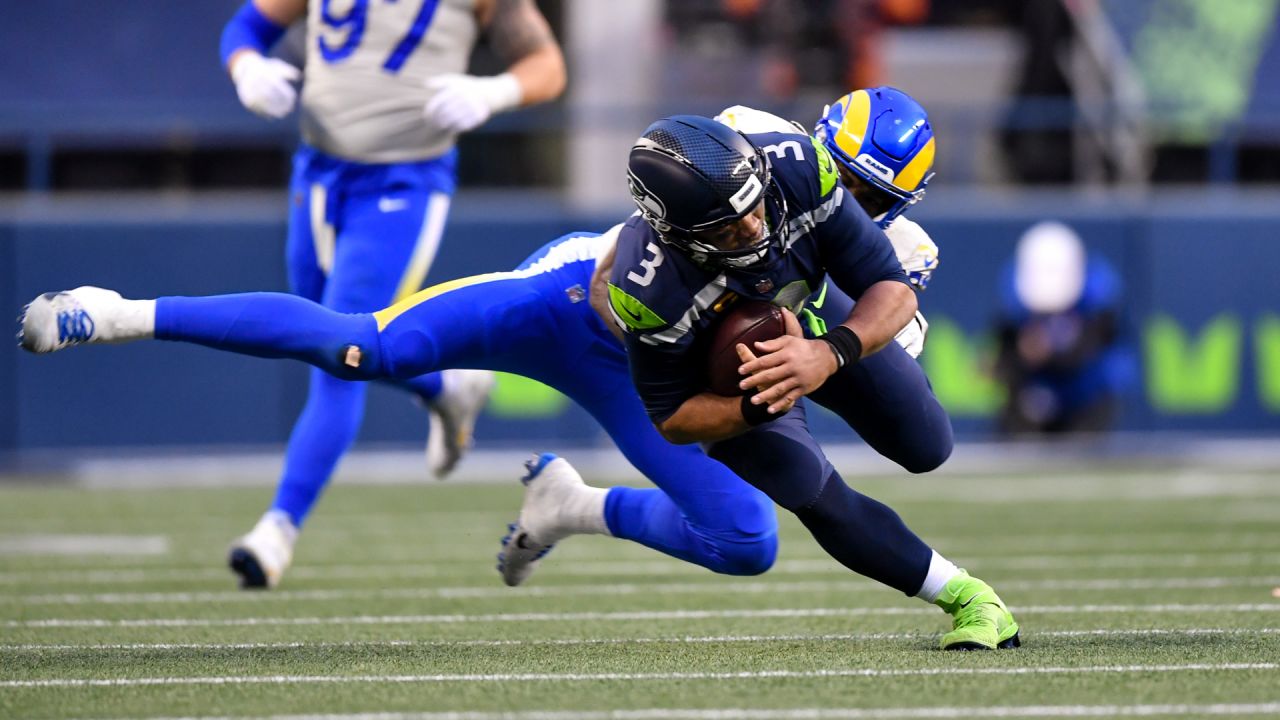 Seattle Seahawks eliminated after a loss to the L.A. Rams in NFC wild card  playoff game: 10 studs and duds 