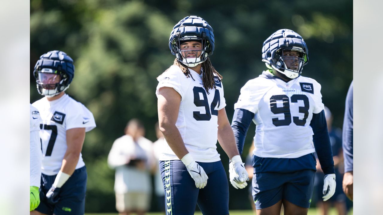 Seattle Seahawks' Bobby Wagner doesn't practice during first day of  training camp 