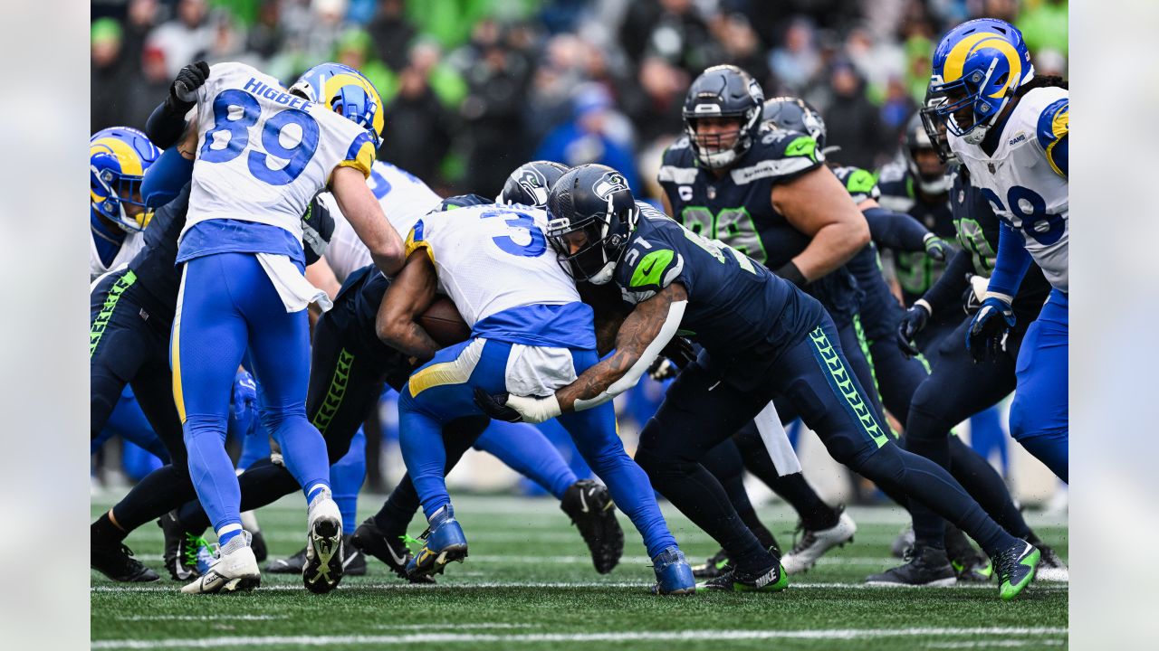 Rapid Reaction: Seahawks Keep Playoff Hopes Alive With OT Win In Week 18