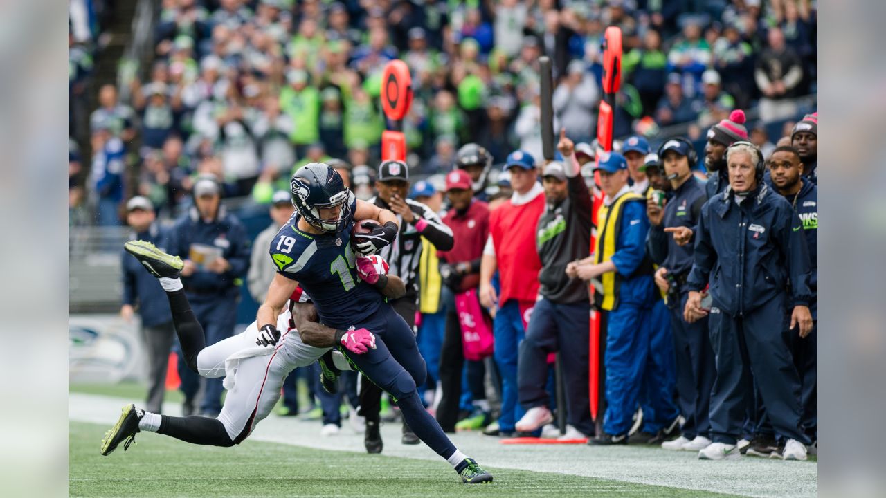 Thursday Round-Up: Seahawks Tariq Woolen Grading Well on Early