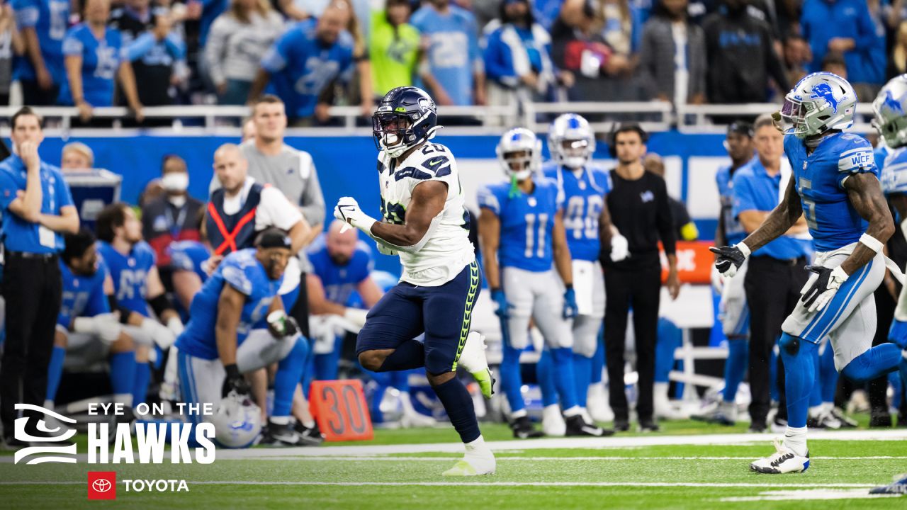 Seattle Seahawks cornerback Tariq Woolen (27) takes his stance during an  NFL football game against the Los Angeles Rams, Sunday, Dec. 4, 2022, in  Inglewood, Calif. (AP Photo/Kyusung Gong Stock Photo - Alamy