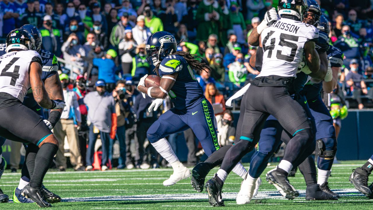 Seahawks all studs in 31-7 win over Jaguars