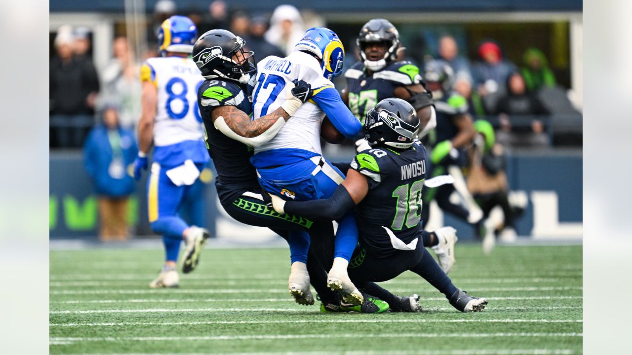 Rapid Reaction: Seahawks Keep Playoff Hopes Alive With OT Win In Week 18