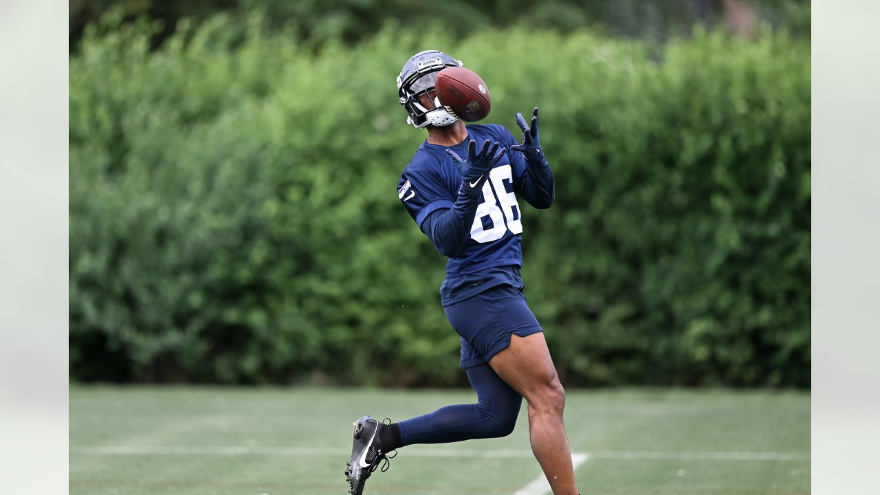 Seahawks OTAs have different feel with no Wilson, Wagner