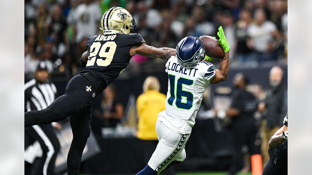 Instant Lookback: Kenneth Walker III Scores His First NFL TD In