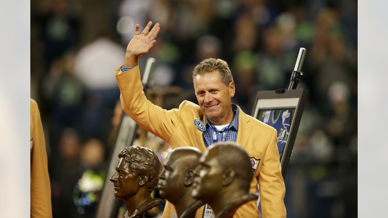 Seattle Seahawks legend Steve Largent joins board of cloud company –  GeekWire