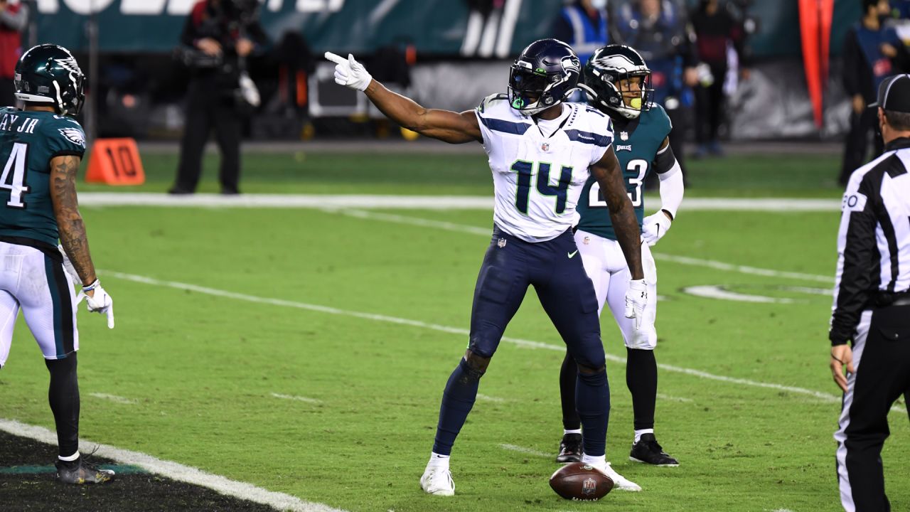 Week 12 Monday Night Football Live: Seahawks vs. Eagles - Battle Red Blog