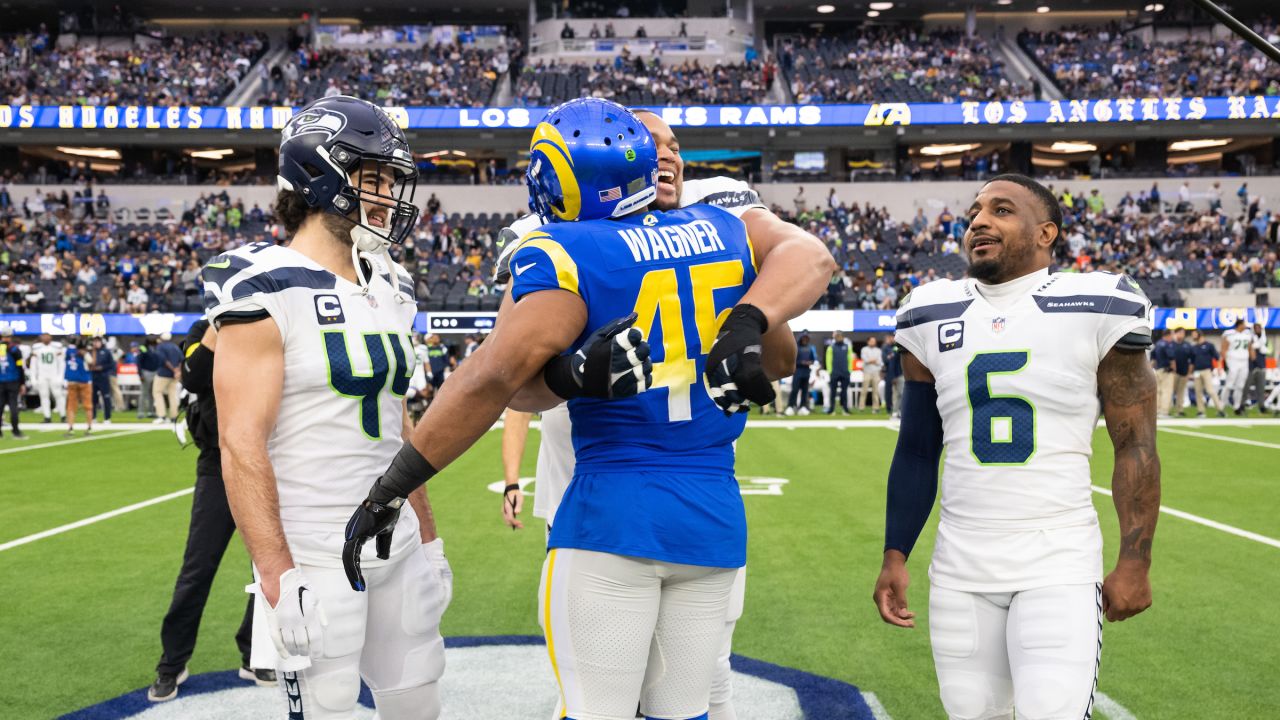 Seattle Seahawks defensive tackle Al Woods (99) reacts after a play during  an NFL football game against the Seattle Seahawks, Sunday, Sept. 18, 2022,  in Santa Clara, Calif. (AP Photo/Scot Tucker Stock