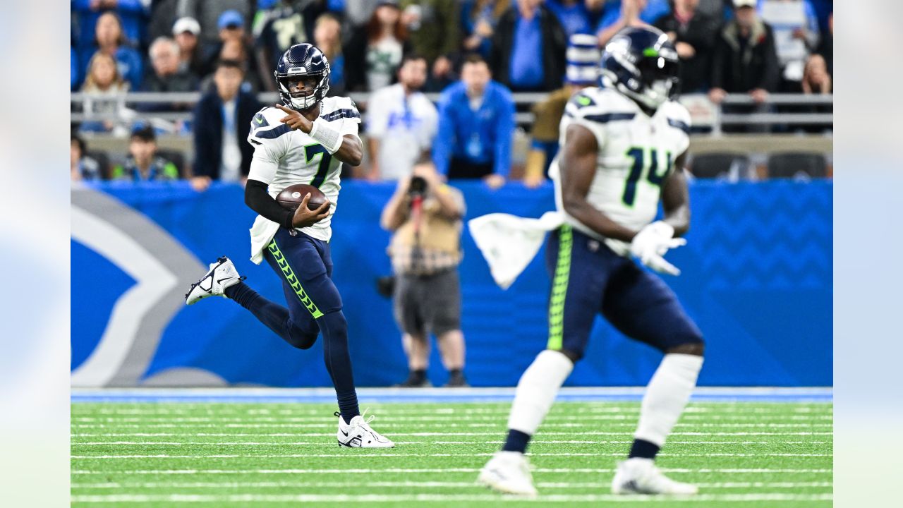 Monday Round-Up: Seahawks Passing Offense Named Most