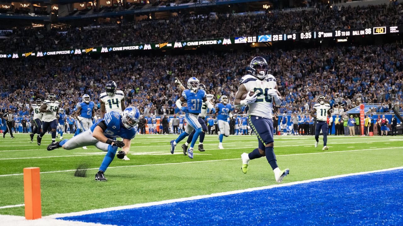 Seattle Seahawks linebacker Joshua Onujiogu (49) jogs during minicamp  Tuesday, June 6, 2023, at the NFL football team's facilities in Renton,  Wash. (AP Photo/Lindsey Wasson Stock Photo - Alamy