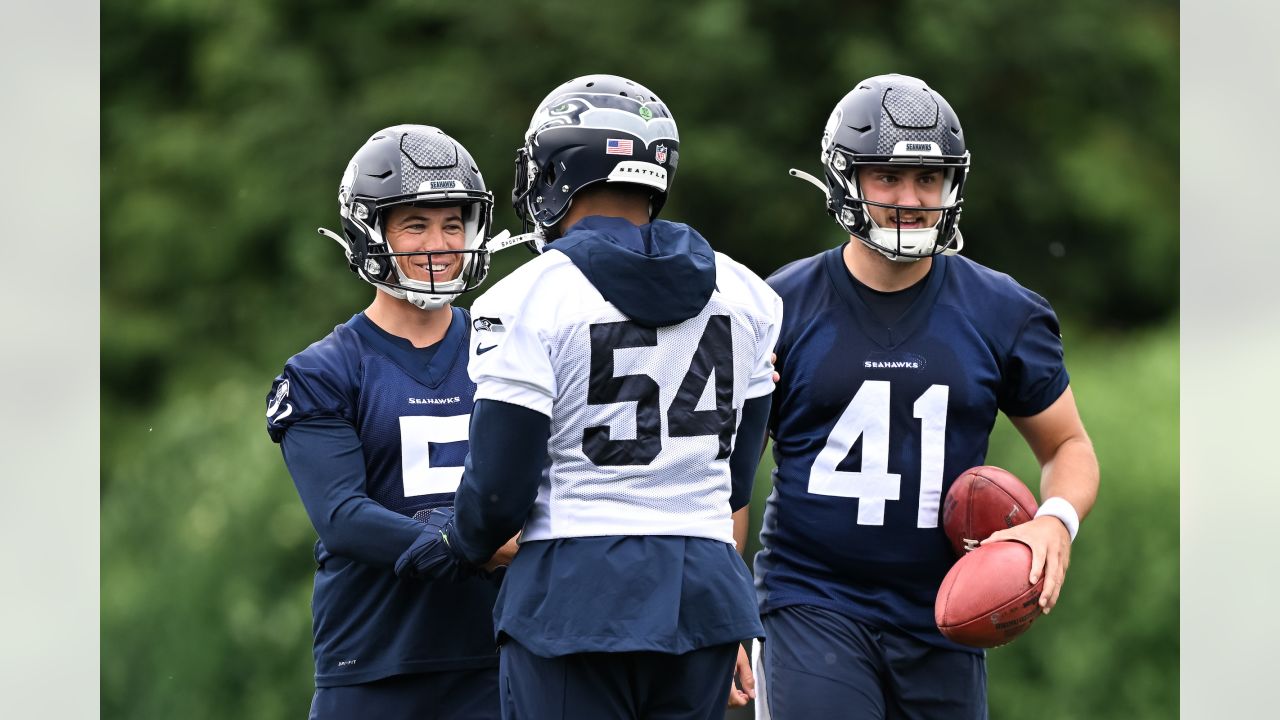 Bobby Wagner “Excited To Be Back” With Seahawks And In No. 54 As OTAs Get  Underway